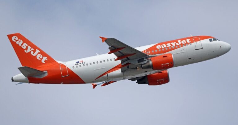 ЄС прогнозує масові збої в авіасполученні цього літа: деталі