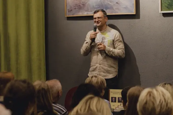 Кулеба втік з України? Ексочільник МЗС зробив заяву