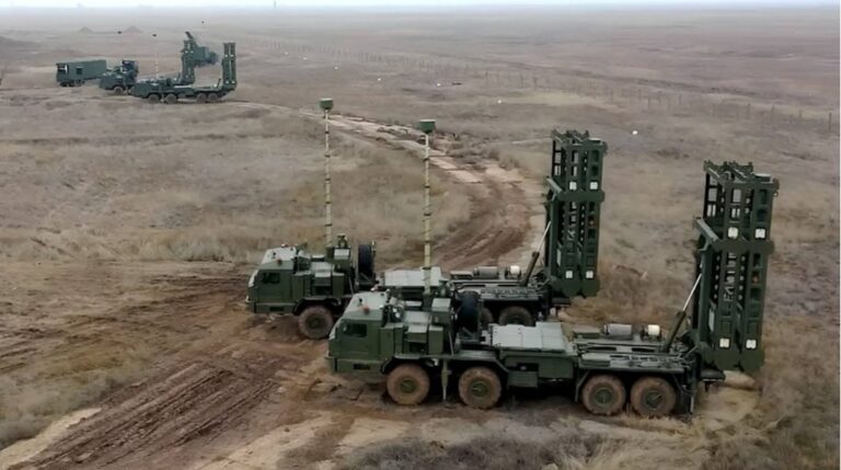 Росія збільшує виробництво систем ППО С-400 та С-350