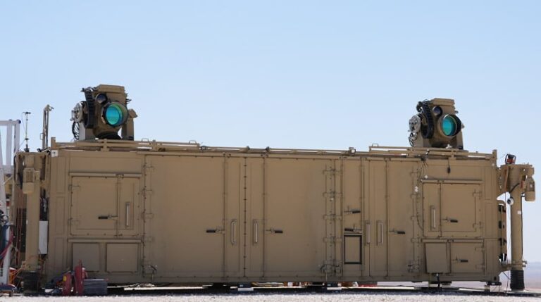 Ізраїль готується в 2025 році запустити лазерну протиракетну систему Iron Beam