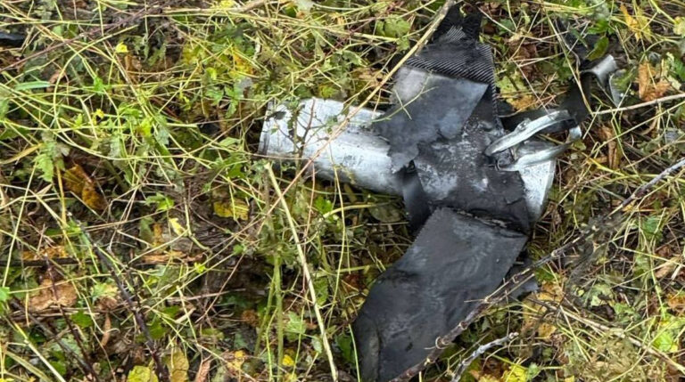 Ворог атакує Сумщину “Шахедами” з протитанковими мінами – Флеш