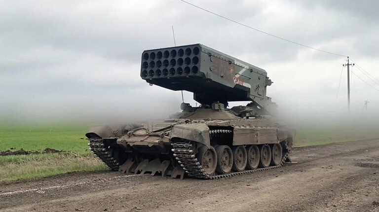 Українські дрони уразили російську вогнеметну систему “Сонцепьок” на Лиманському напрямку