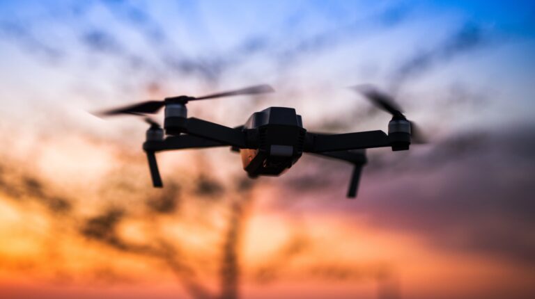 Над секретними заводами європейського виробника ППО літає все більше невідомих дронів