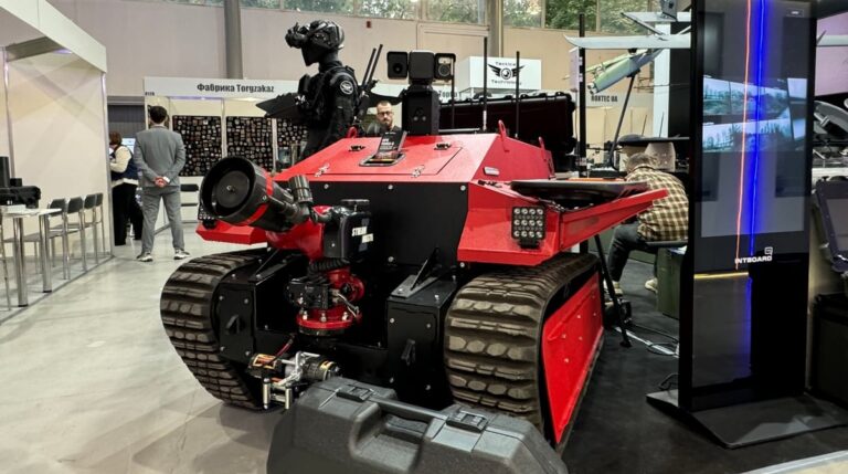 В Україні представили безпілотний робот для пожежогасіння стратегічних об’єктів