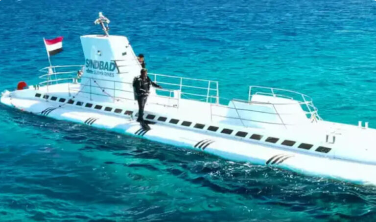 У Червоному морі затонув туристичний батискаф: серед загиблих є громадяни Росії