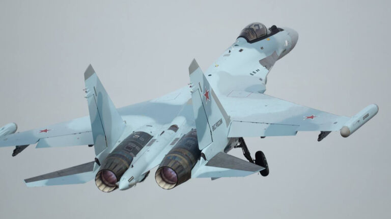 Російські війська отримали нову партію винищувачів Су-35С