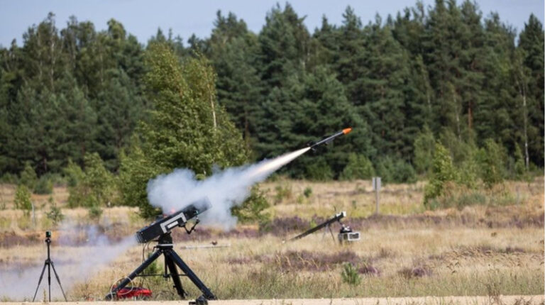 Компанія з Естонії розробила ракету з ШІ для знищення російських дронів