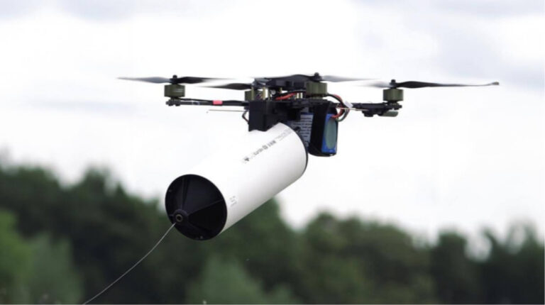 У застосунку Армія+ з’явився навчальний курс про дрони на оптоволокні