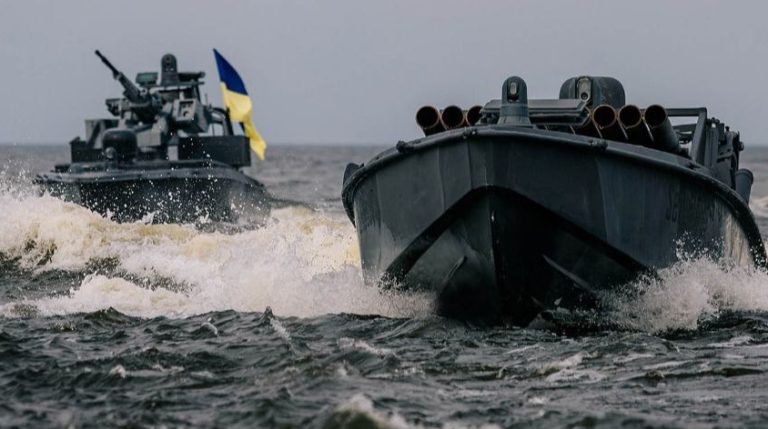 (ОНОВЛЕНО) ВМС Румунії підірвали український морський дрон Sea Baby, який дрейфував поблизу узбережжя: в СБУ заперечили