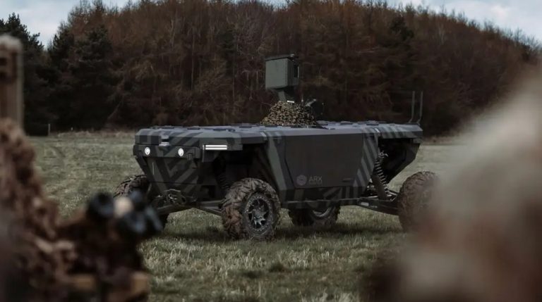 Розвиває швидкість до 120 км/год. У Німеччині представили безпілотну платформу Hector