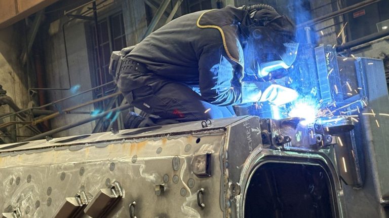 У Словаччині незабаром запустять серійне виробництво корпусів для БМП-1