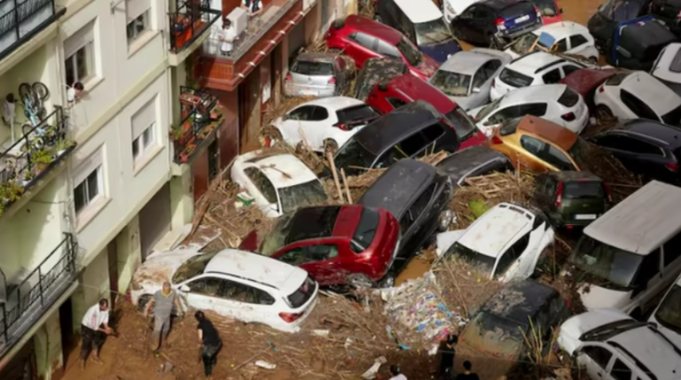 Руйнівна повінь в Іспанії: кількість жертв наближається до сотні