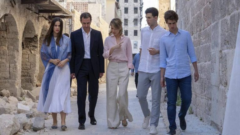 Башар Асад із родиною перебуває у Москві – росзмі