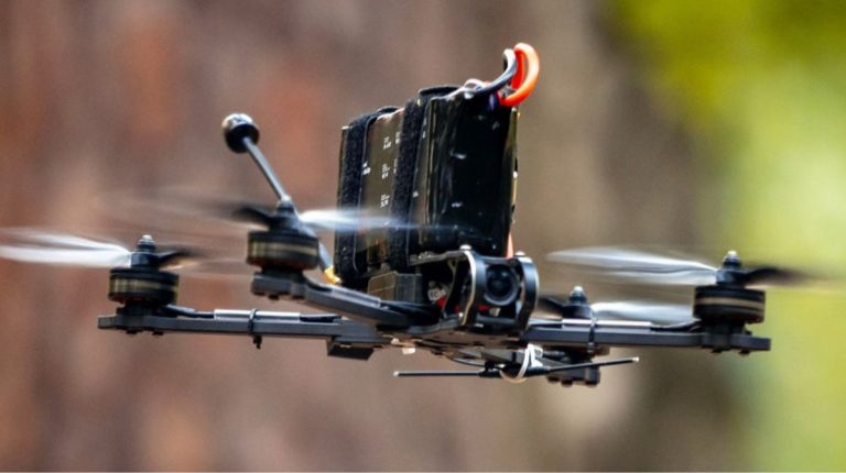 Українська компанія представила нові батареї для дронів, які мають меншу вагу