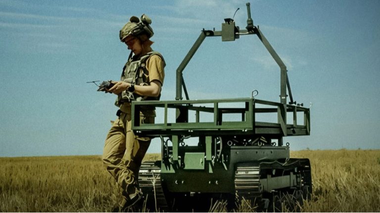 Збройна асоціація закликала уряд усунути бар’єр, через який компанії не можуть забронювати працівників