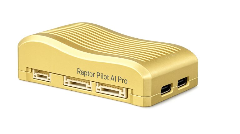 Британська компанія показала автопілот на базі ШІ для БПЛА і наземних роботів