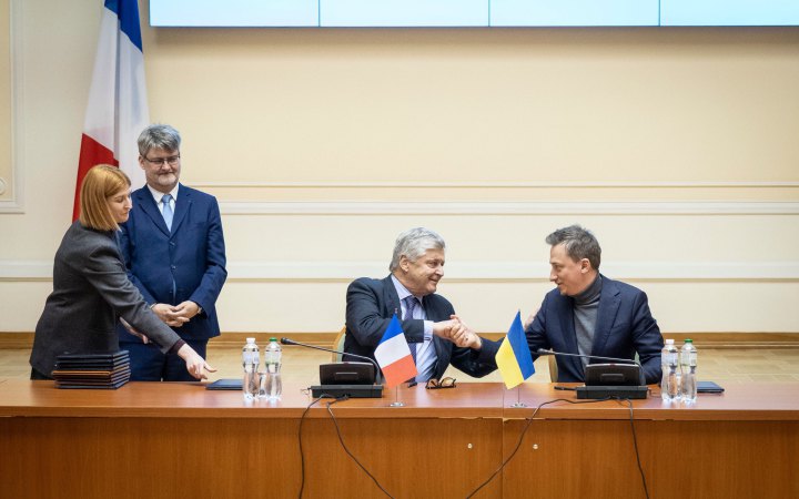 Франція залучає бізнес до проєктів відновлення в Україні