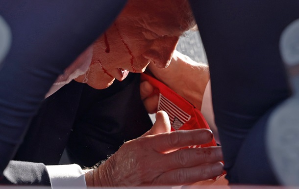 У стрільця знайшли вибухівку: з’явилися нові деталі замаху на Трампа