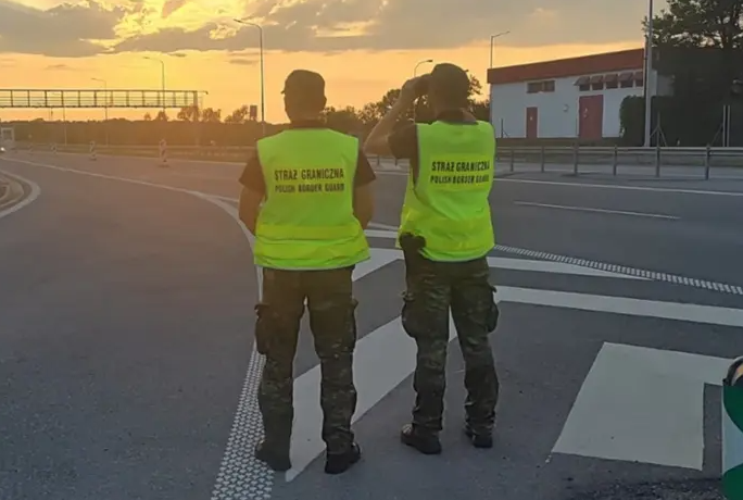 У Польщі на кордоні з Білоруссю впав ще один «НЛО»