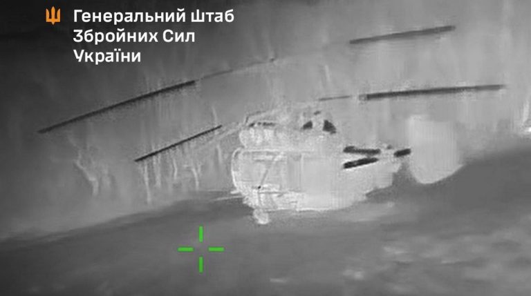 Українські воїни уразили російський вертоліт Ка-27 у Криму – Генштаб ЗСУ