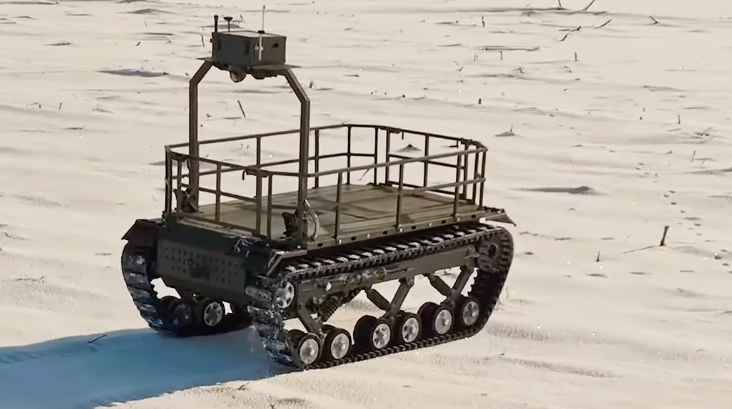 Український виробник дронів Vyriy показав власний гусеничний НРК зі “Старлінком”