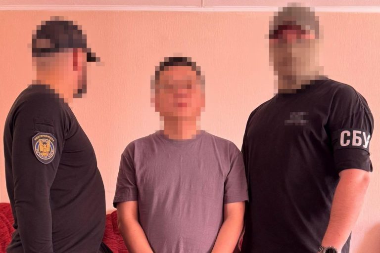 Підозрюють в шпигунстві: Китай відреагував на затримання своїх громадян у Києві