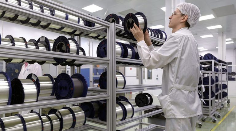 У Росії дефіцит оптоволокна, його запаси закінчуються – СЗР України