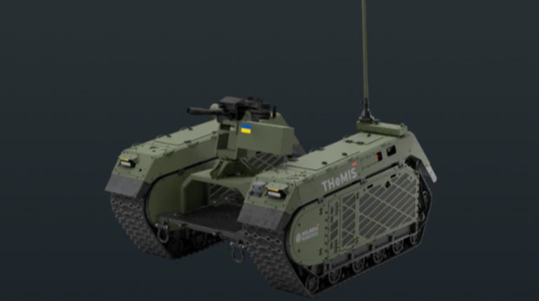 Естонія представила наземний дрон THeMIS із модулем розмінування, який тестували в Україні