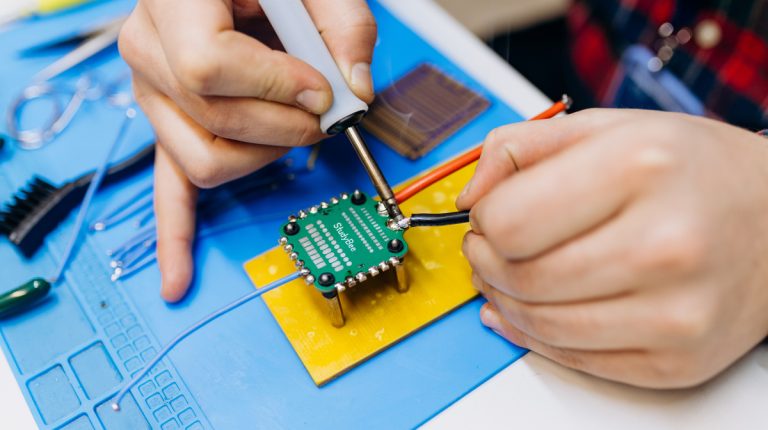 KSE запускає дві інженерні бакалаврські програми, одну з них – із Fire Point