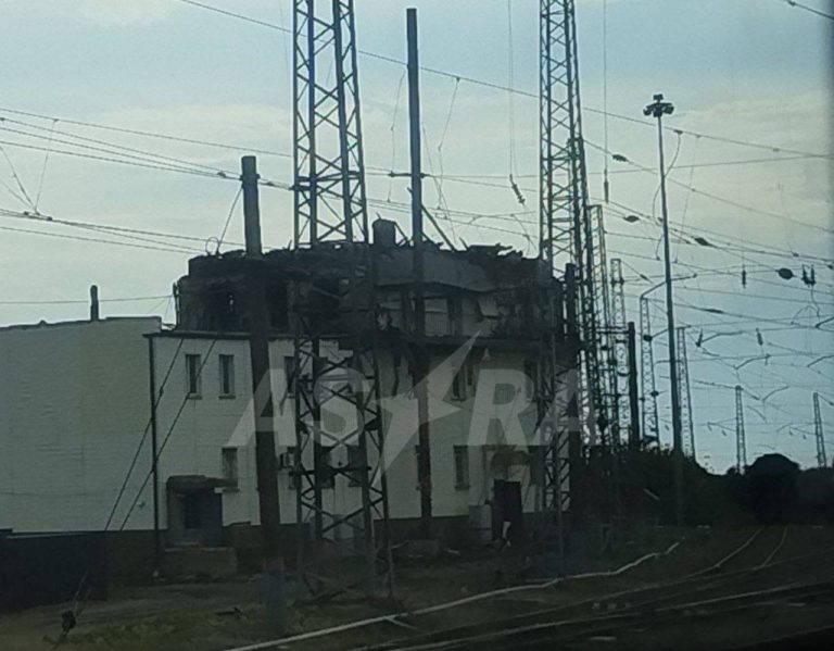 РФ атакували безпілотники: затримуються 132 поїзди