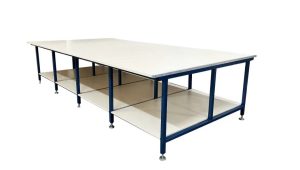 розкрійний стіл для швейного виробництва