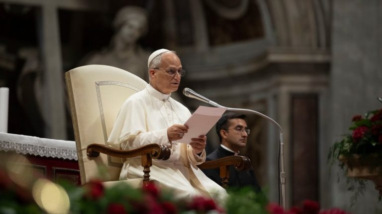 Папа Римський висловив співчуття жертвам війни в Україні, але не назвав Росію агресором