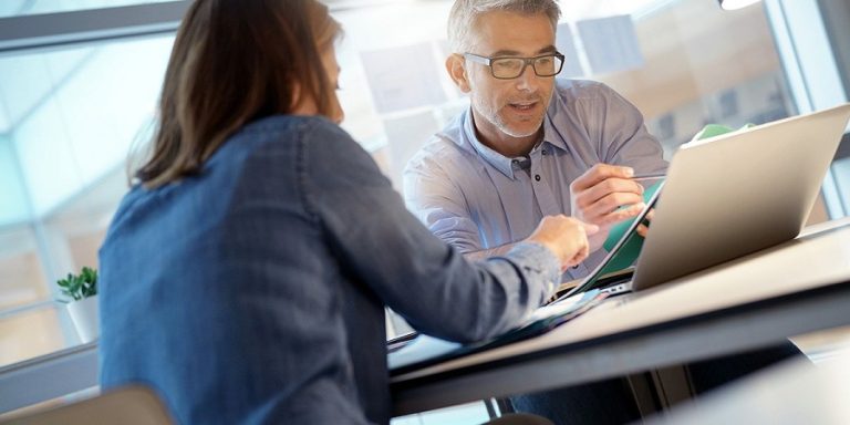 Кадрові консультації та юрист з кадрів: експертна підтримка від kadrovik.ua